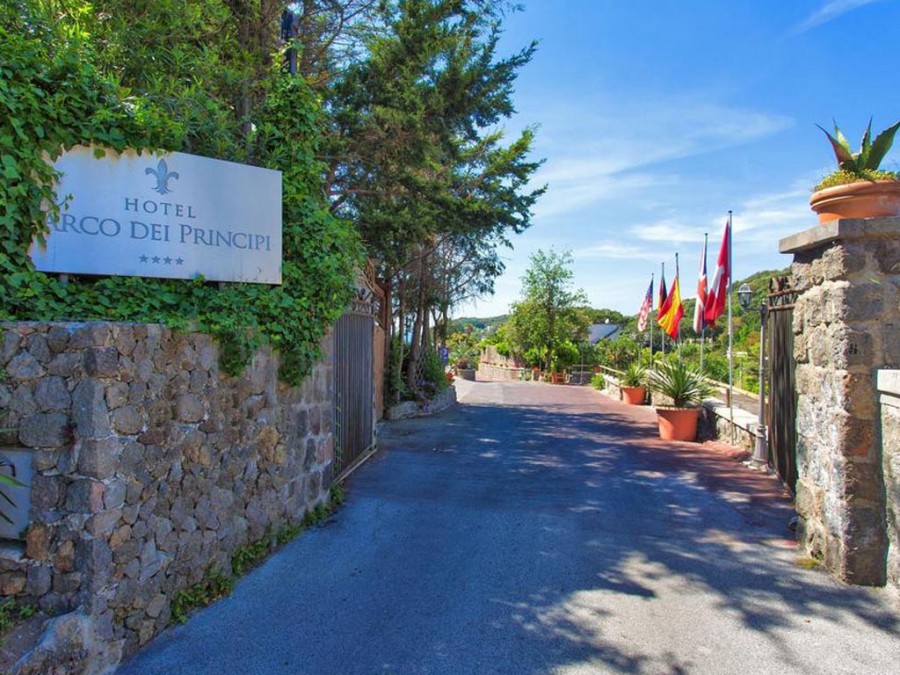 Parco dei Principi Resort & SPA – hotel ingresso