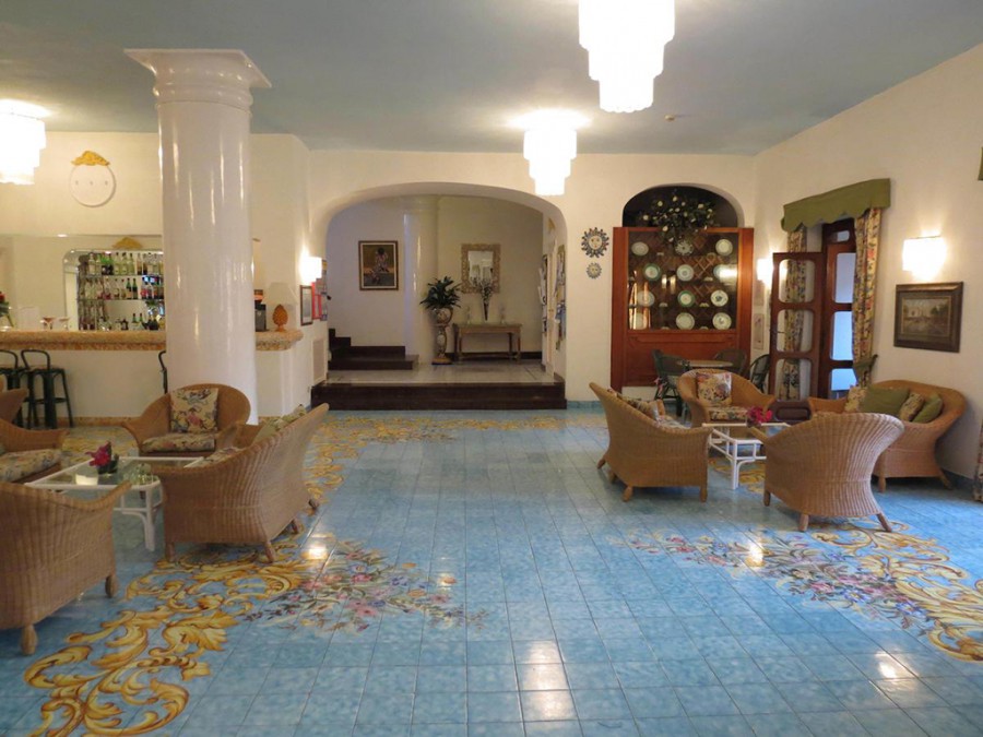 Hotel Santa Maria – hall