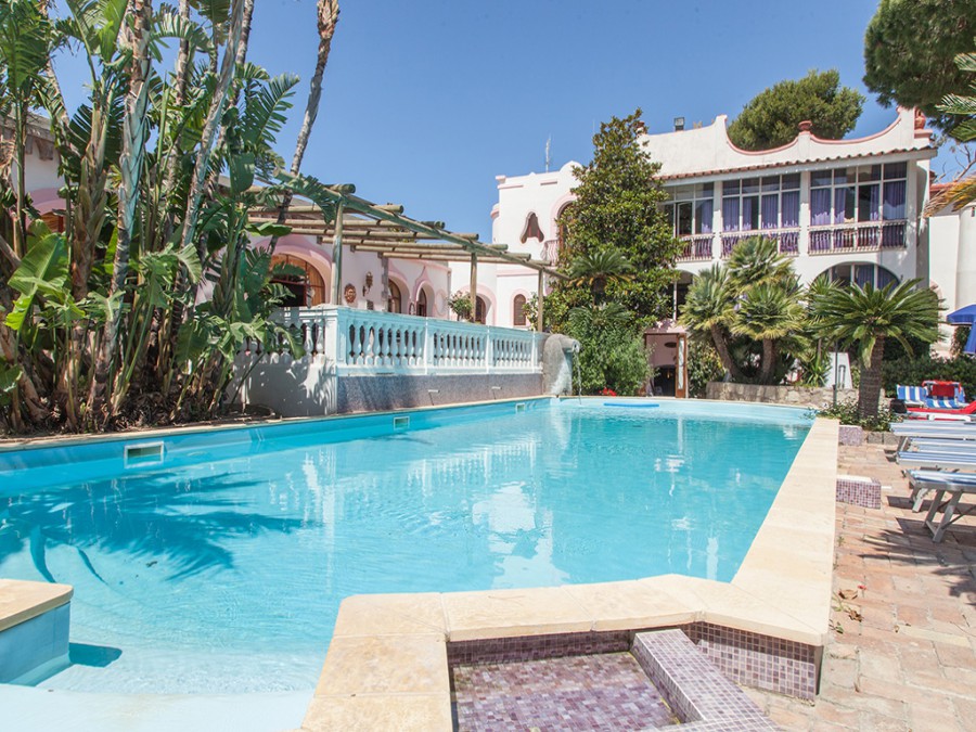 Hotel Terme La Bagattella – piscina esterna
