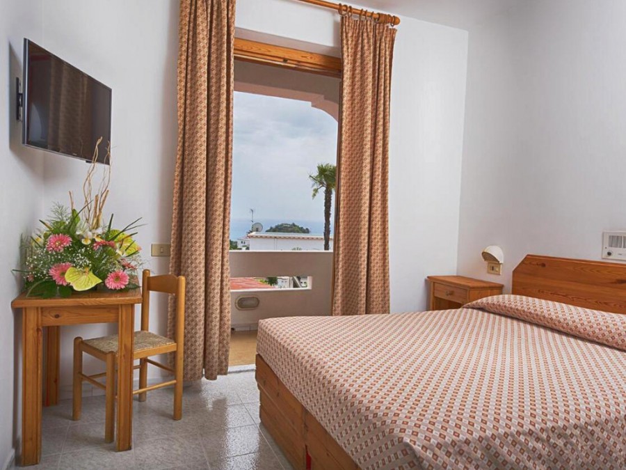Hotel Villa Miralisa – camera standard vista mare