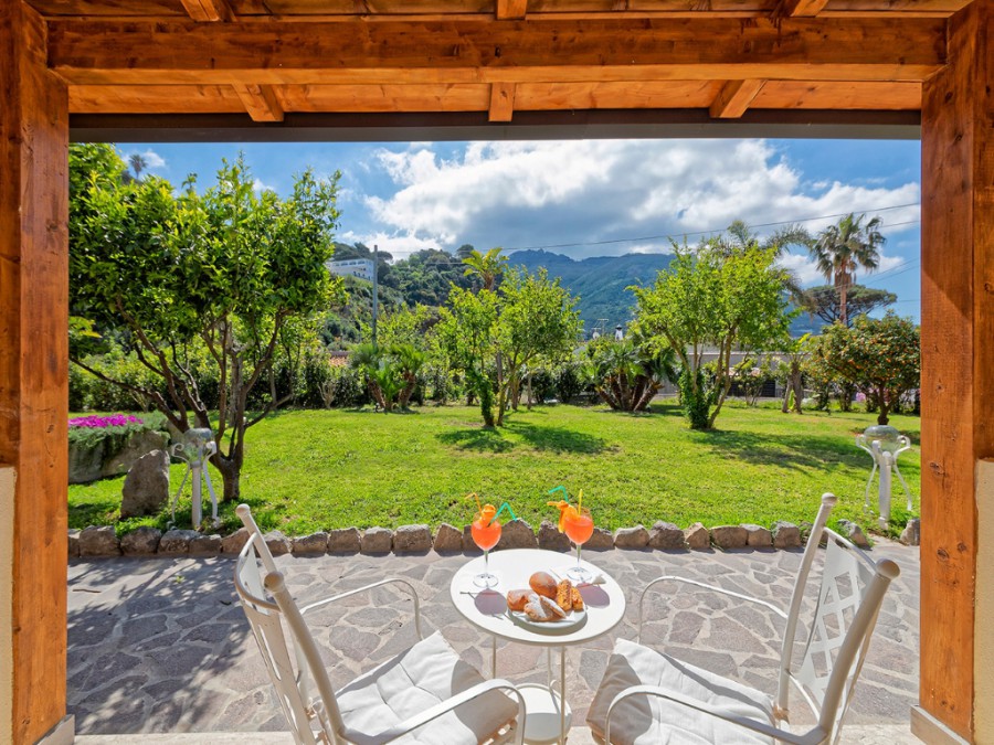 Hotel Zaro – camera superior vista giardino