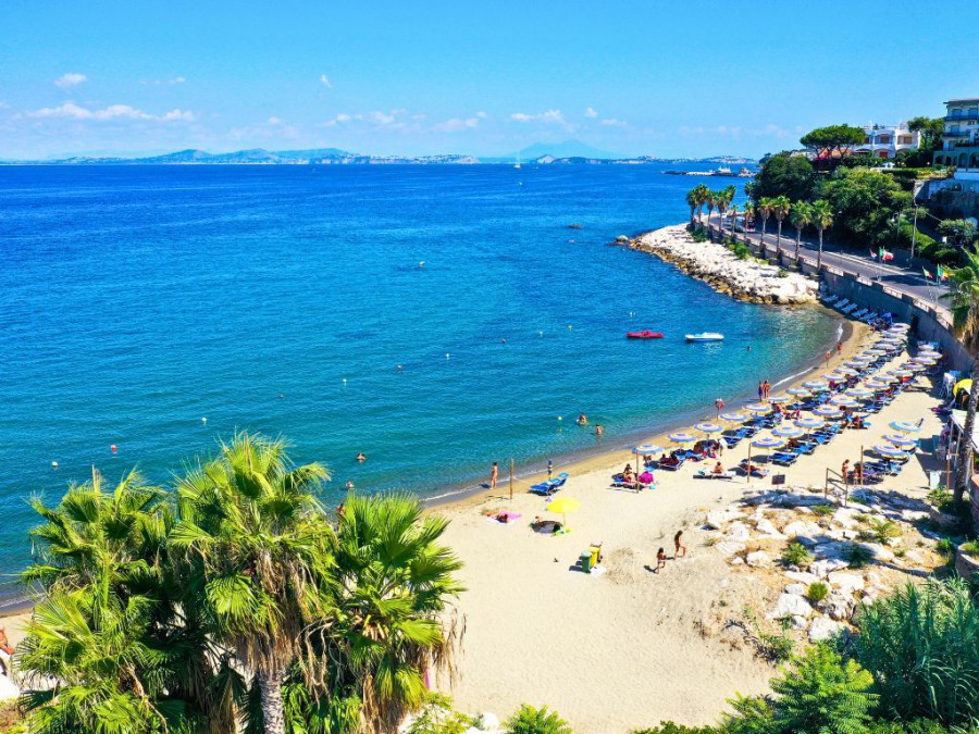 Ischia Beach Experience – spiaggia
