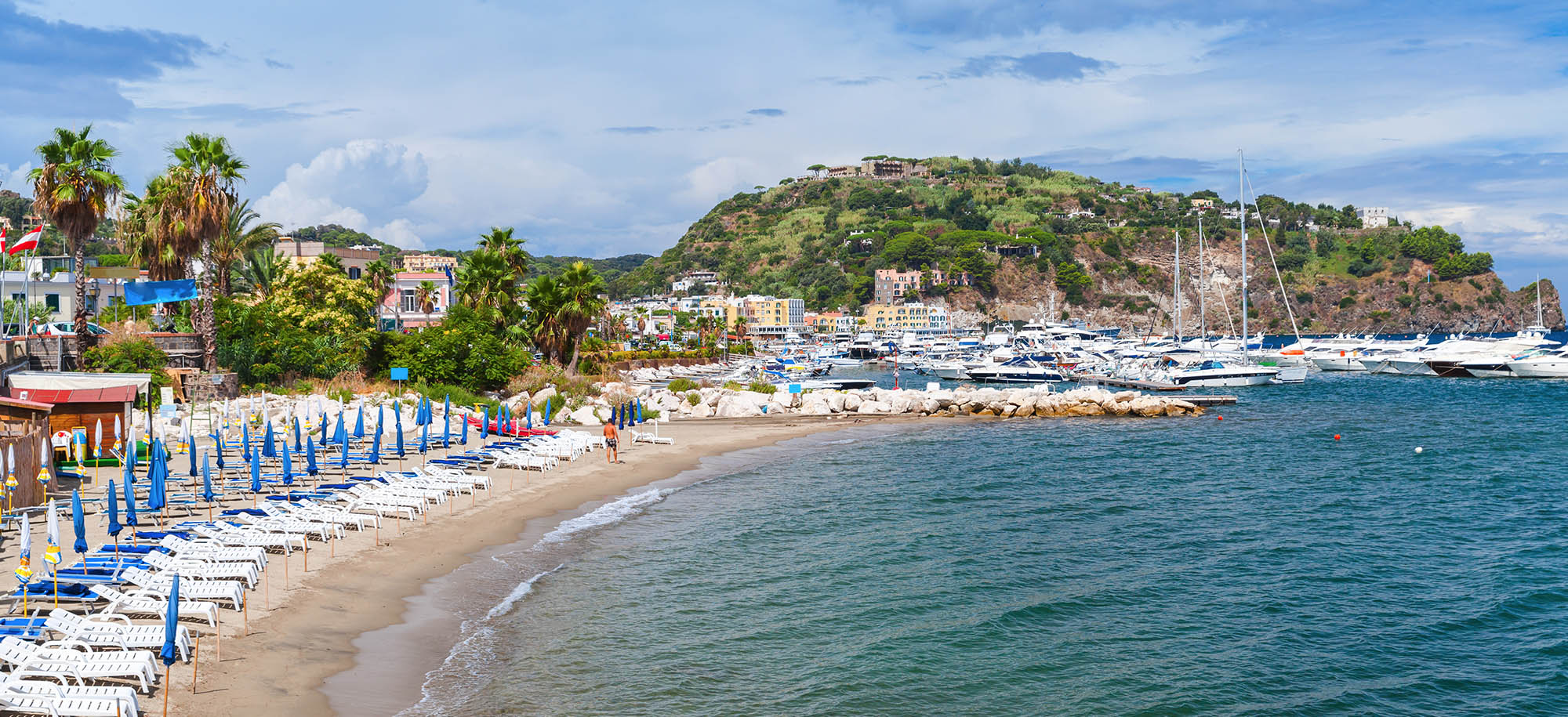 Il lungomare di Lacco Ameno