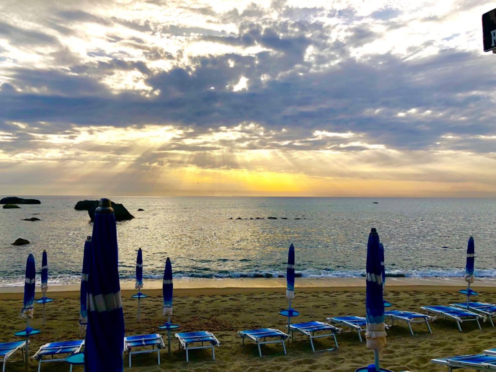 Spiaggia di Citara a Forio, al tramonto